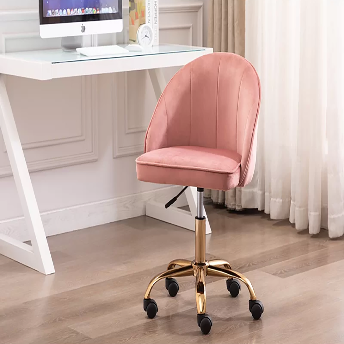 Pink HinVMen Task Chair