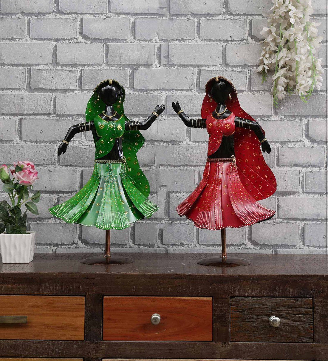 Dancing Lady Human Figurine, Set of 2 table decor