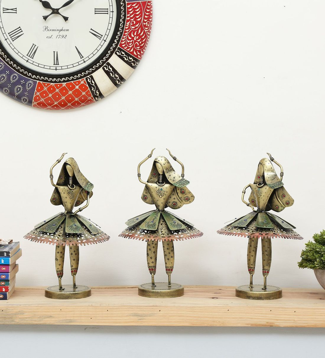 doll  Human Figurine Set Of 3 table decor