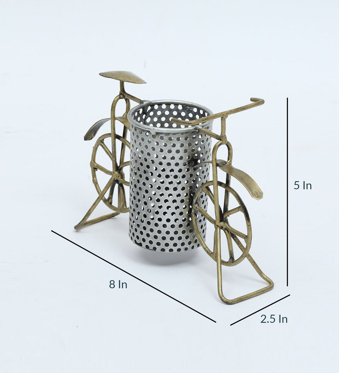Cycle pen stand table decor