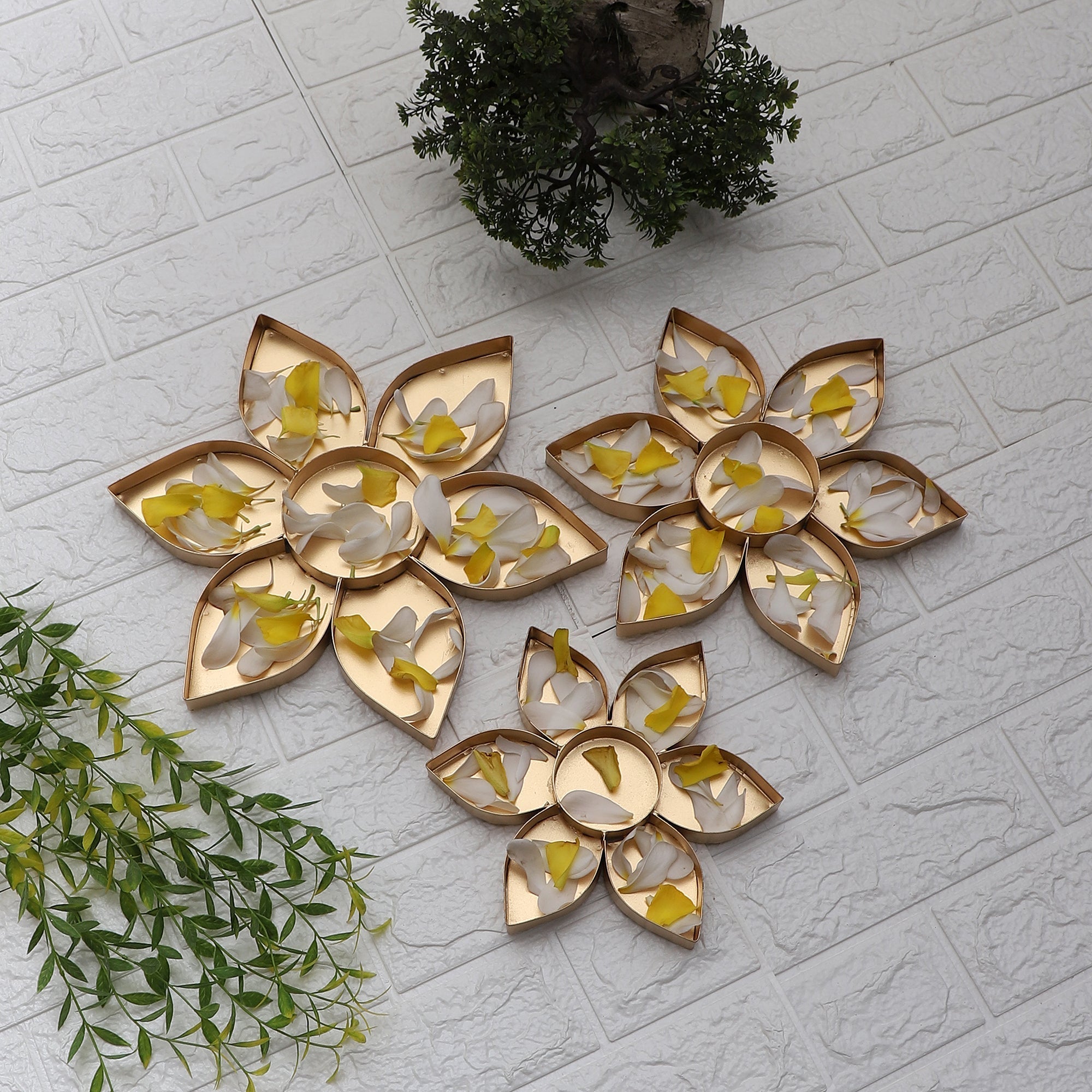 Flower Shape Urli Set of 3